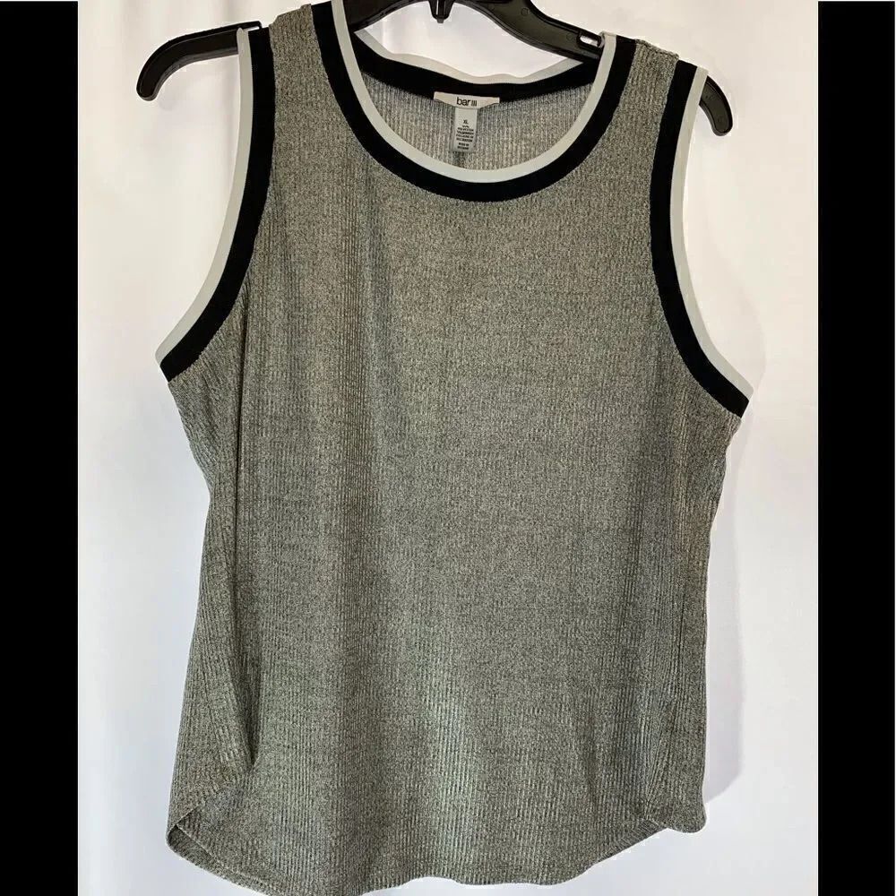 NWT Bar 11, Sleeveless, Silver Shinny Top #53